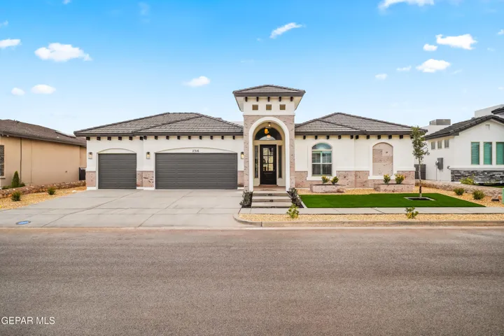 2316 Tierra Fabian Place, El Paso, Tx 79938
