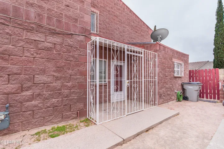 11048 Breeze Court, El Paso, Tx 79936
