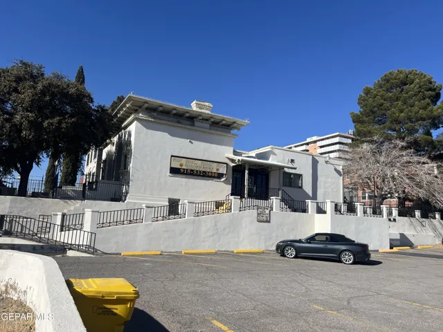 1712 N Mesa Street, El Paso, Tx 79902