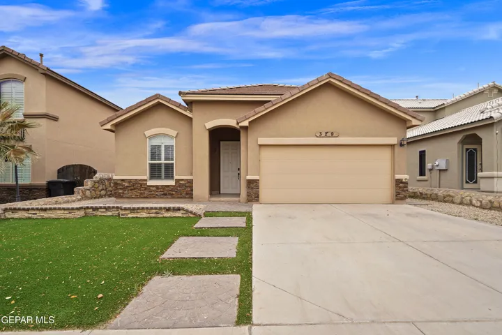 Remodeled home with everything you've wanted!