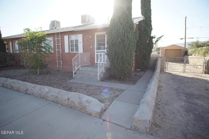 1311 Chadbourne Street, El Paso, Tx 79903