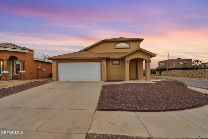 2300 Honey Dew Street, El Paso, Tx 79938