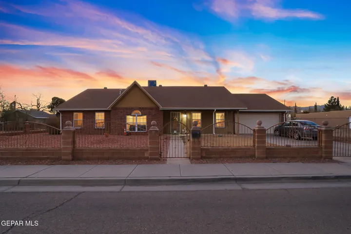 187 S Pendell Road, El Paso, Tx 79905