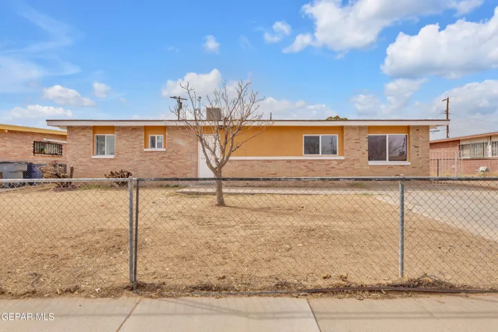 10357 Alcan Street Street, El Paso, Tx 79924