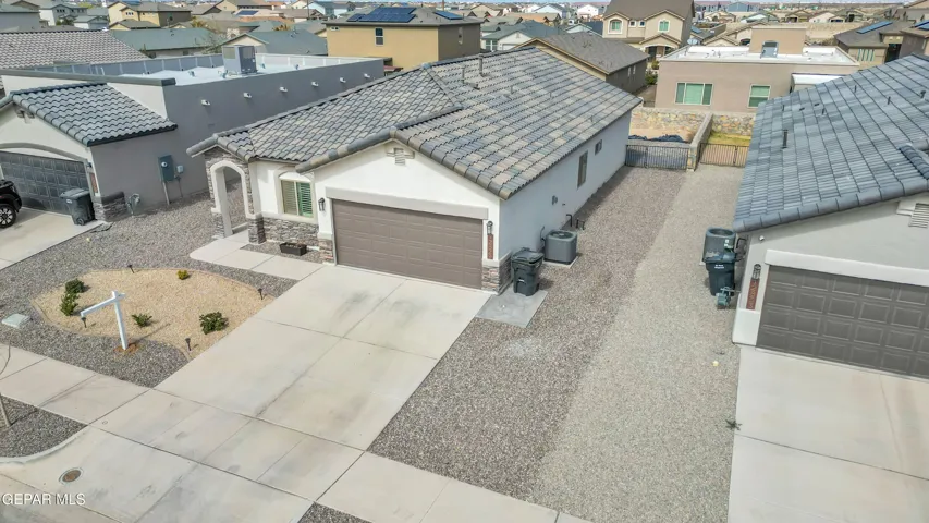 12829 Monmouth Avenue, Horizon City, Tx 79928