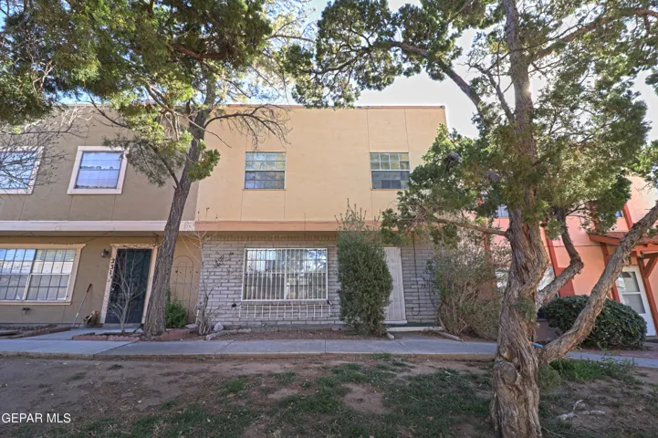 233 Maricopa Drive, El Paso, Tx 79912