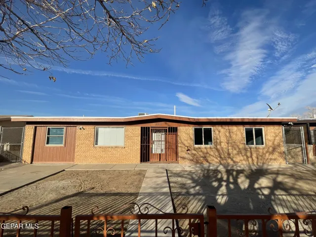 9341 Yorktown Way, El Paso, Tx 79907