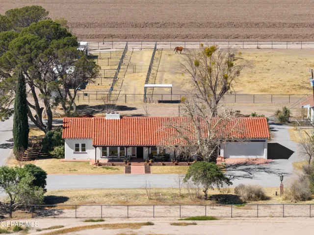 8351 Vinton Road, Anthony, Tx 79821