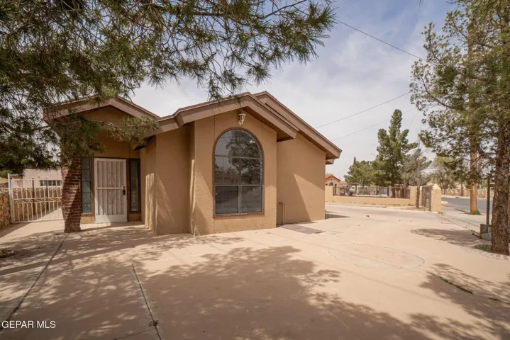 7956 San Jose Road, A, El Paso, Tx 79915