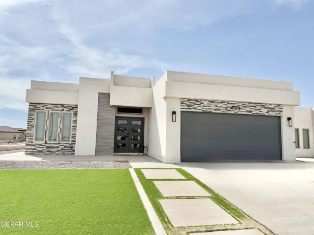 601 Paseo Dulce Avenue, Horizon City, Tx 79928