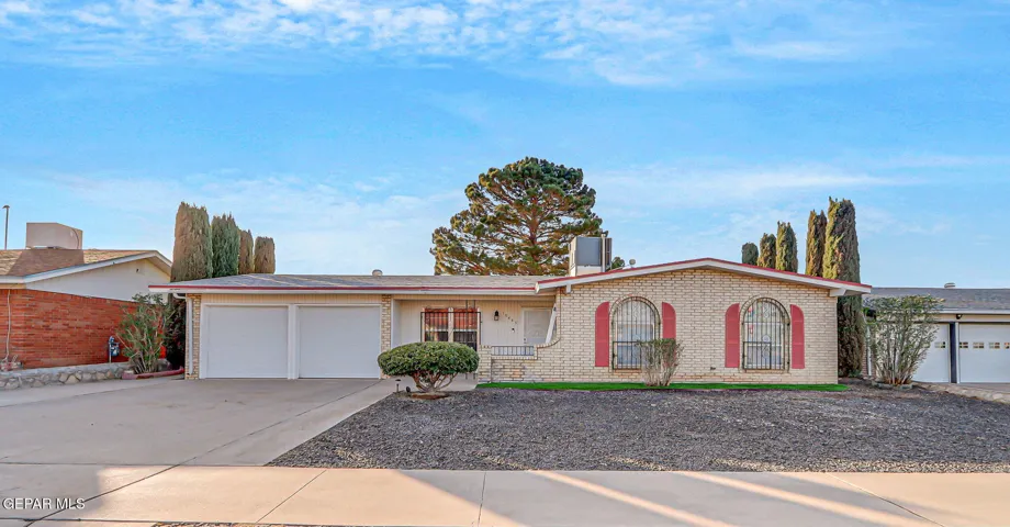 10445 Bon Aire Drive, El Paso, Tx 79924