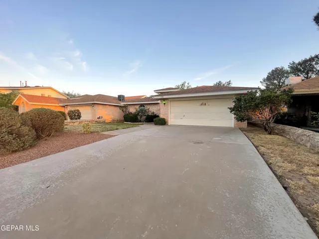 132 Silver Shadow Drive, El Paso, Tx 79912