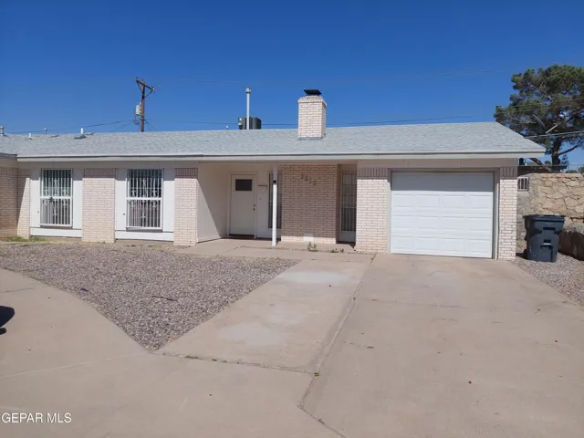 2212 Cumbre Negra Street, El Paso, Tx 79935