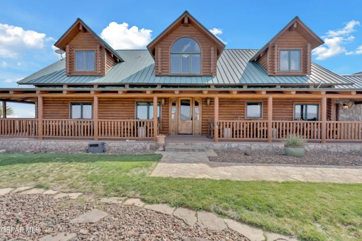 2 Scenic Ridge Road N, Alpine, Texas 99999