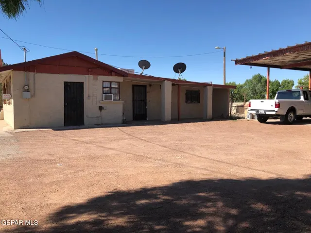 10540 Socorro Road, Socorro, Tx 79927