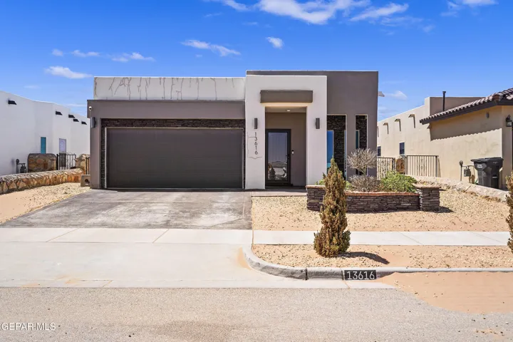 13616 Samlesbury Avenue, El Paso, Texas 79928