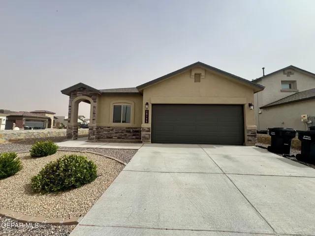 15196 Method Avenue, El Paso, Texas 79938