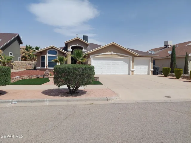 14021 Highweed Drive, El Paso, Texas 79928