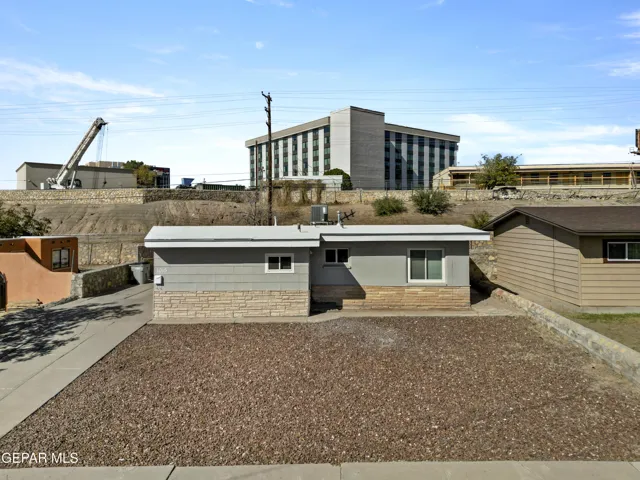 1015 N Clark Drive, El Paso, Texas 79905