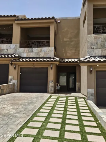 704 Espada Dr, El Paso, Texas 79912