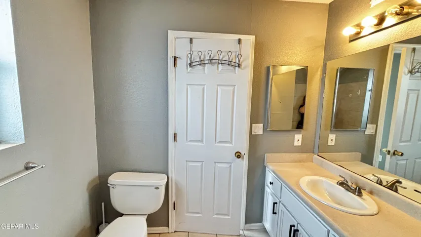 1170
