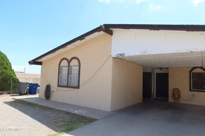 2302 Copper Avenue, El Paso, Texas 79930