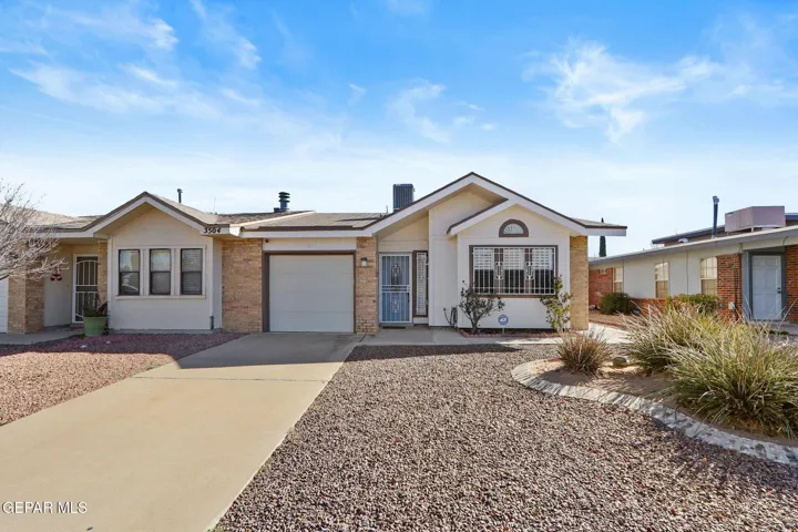 3504 Blue Grove Lane, El Paso, Texas 79936