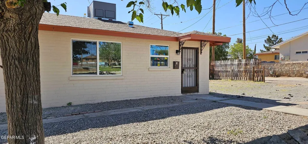 4433 E Yandell Drive, El Paso, Texas 79903