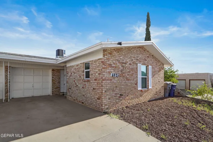 6923 Alto Rey Avenue, El Paso, Texas 79912