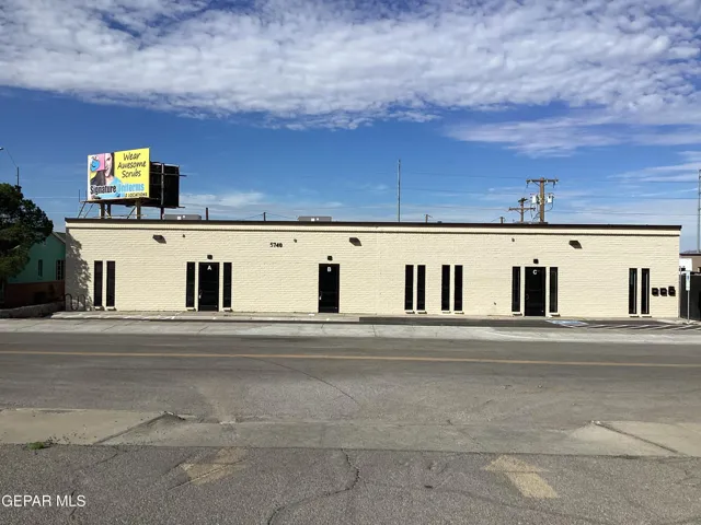 5740 Cleveland Avenue A, El Paso, Texas 79925