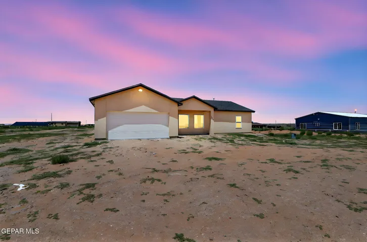 1373 Gobi Desert Drive, Chaparral, New Mexico 88081