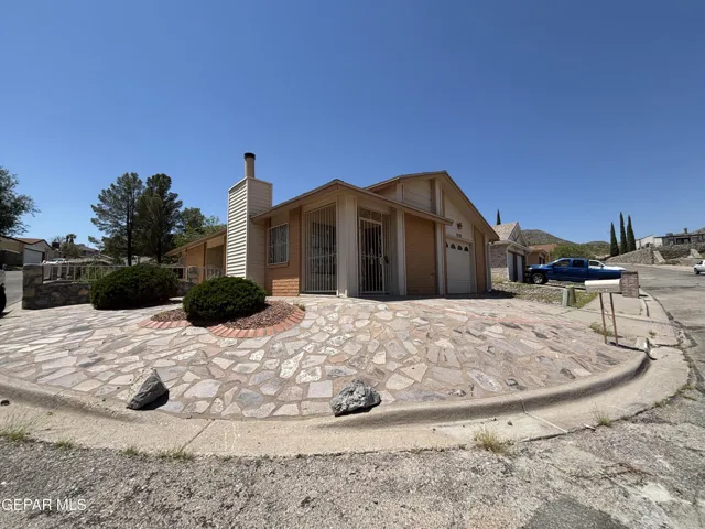 3228 Mountain Ridge Drive, El Paso, Texas 79904