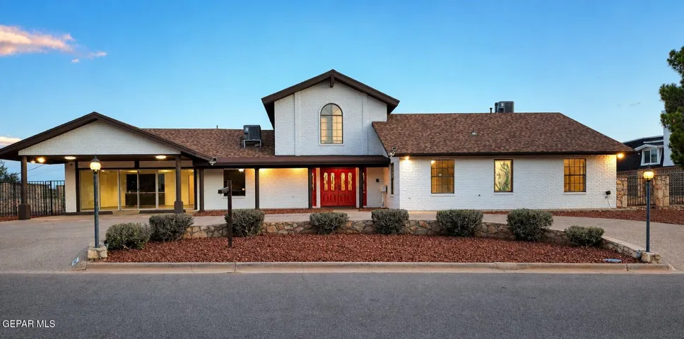 4244 Park Hill Drive, El Paso, Texas 79902