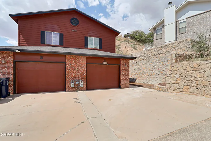 7235 Royal Arms Drive, El Paso, Texas 79912