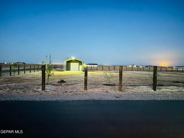 1324 Syrian Desert Drive, Chaparral, New Mexico 88081