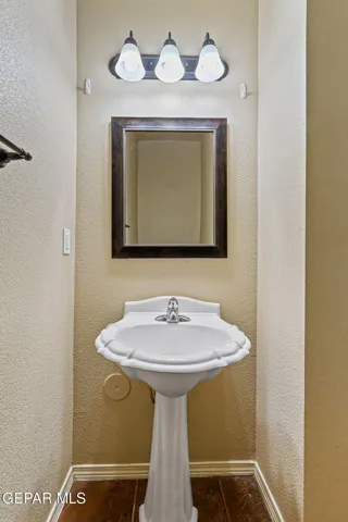 1170