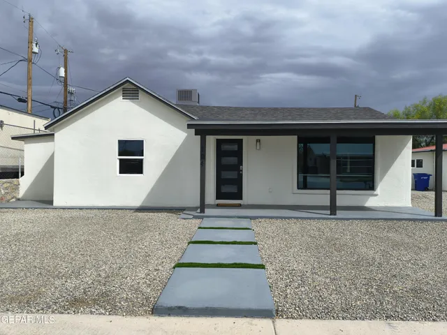 104 Chip Chip Way, El Paso, Texas 79915