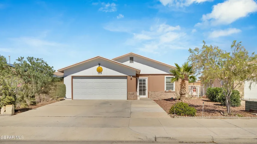 708 Weiermann, Horizon City, Texas 79928
