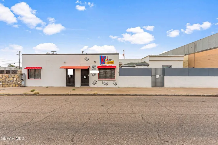 2222 Bassett Avenue, El Paso, Texas 79901