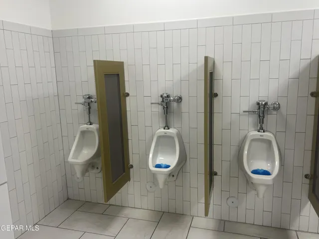 1170