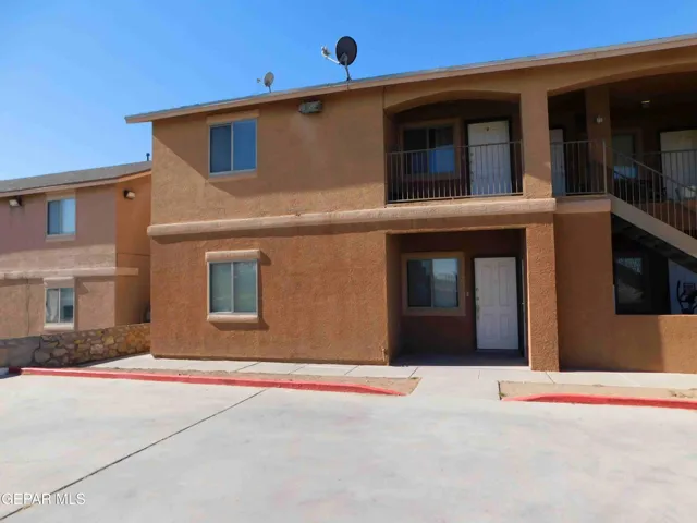 3408 Blue Earth Lane, El Paso, Texas 79936