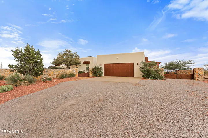 5890 Quesenberry Lane, Las Cruces, New Mexico 88007