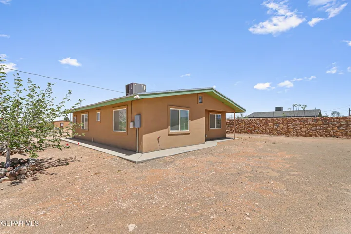 13421 Soleen Road, El Paso, Texas 79938