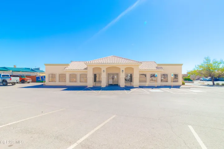 1724 Weston Brent Lane, El Paso, Texas 79935