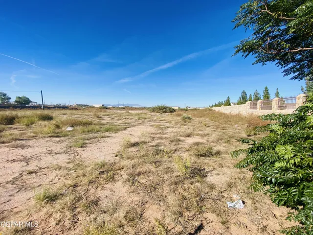 ONE ACRE FULL OF POSSIBILITIES.