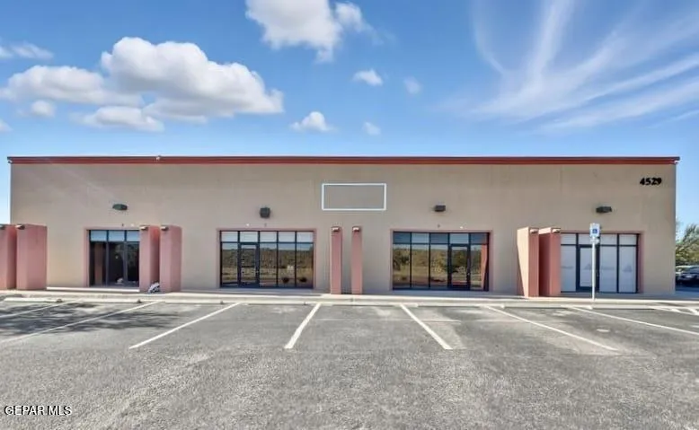 4529 Osborne Drive E, El Paso, Texas 79922
