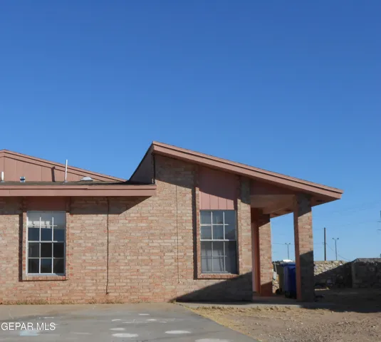 3558 E Glen Drive B, El Paso, Texas 79936