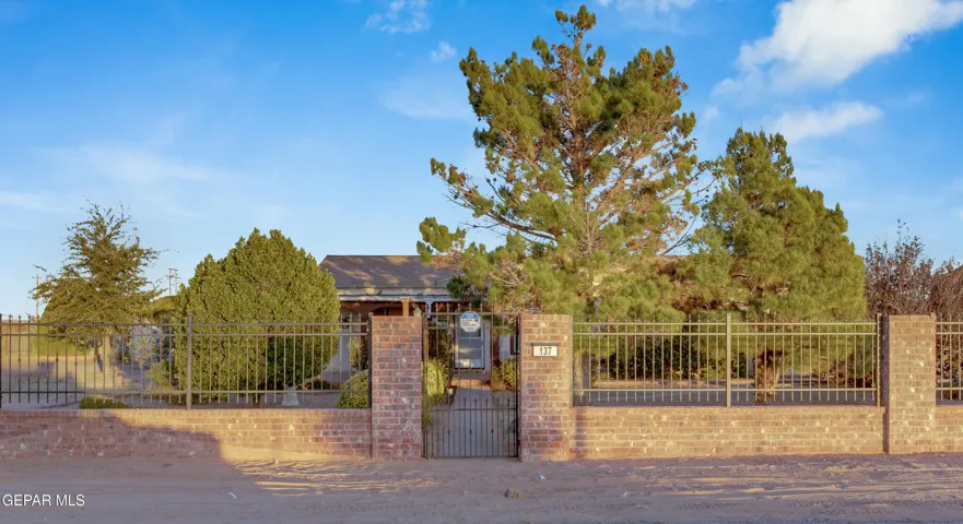 137 Magee Drive, Chaparral, New Mexico 88081