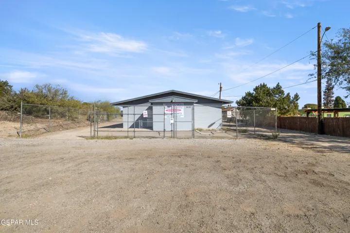 1408 N Cebada Street, El Paso, Texas 79903