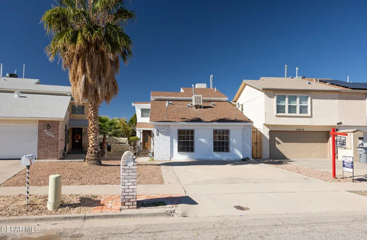 2009 Bobby Jones Drive A, El Paso, Texas 79936